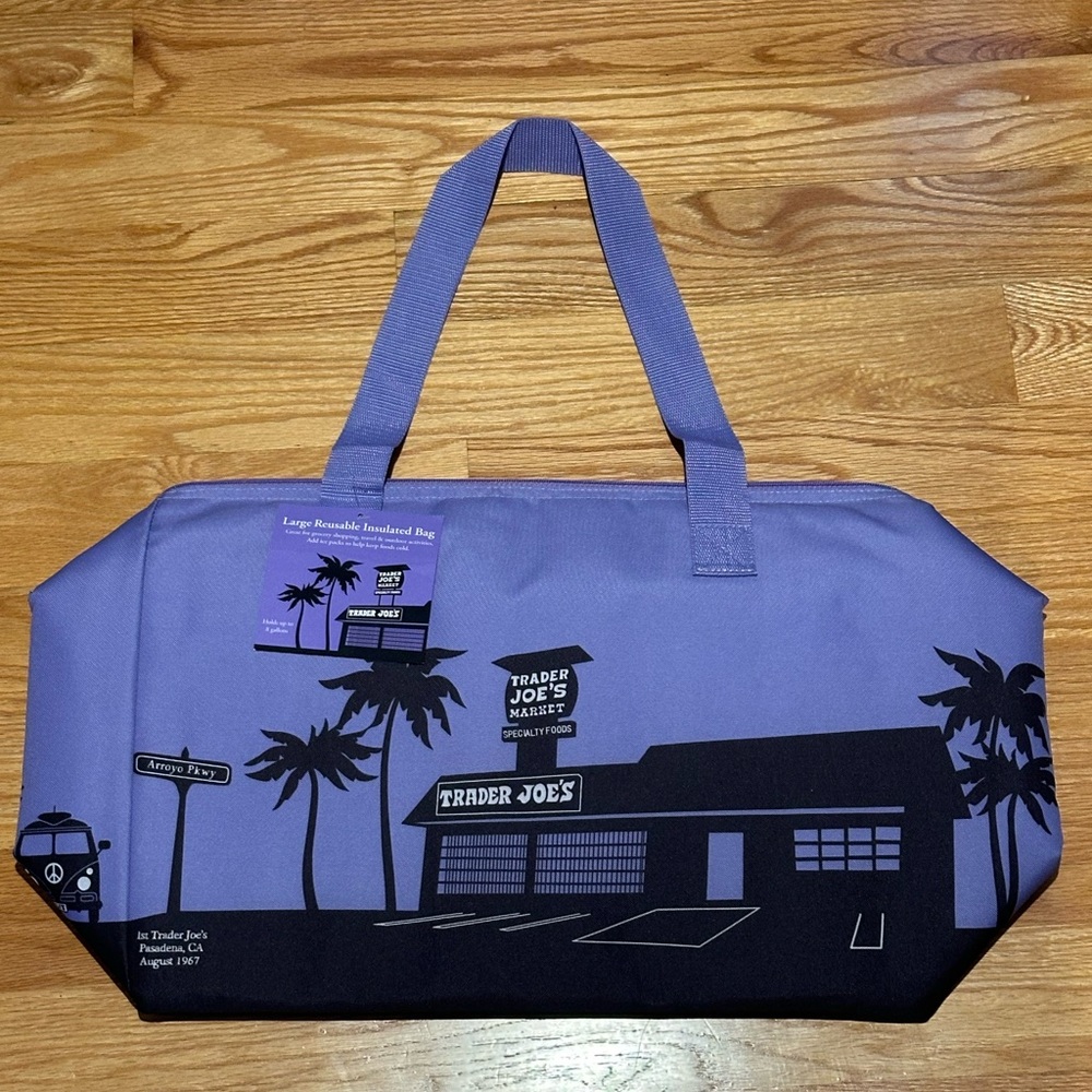 Light purple Trader Joe’s insulated bag